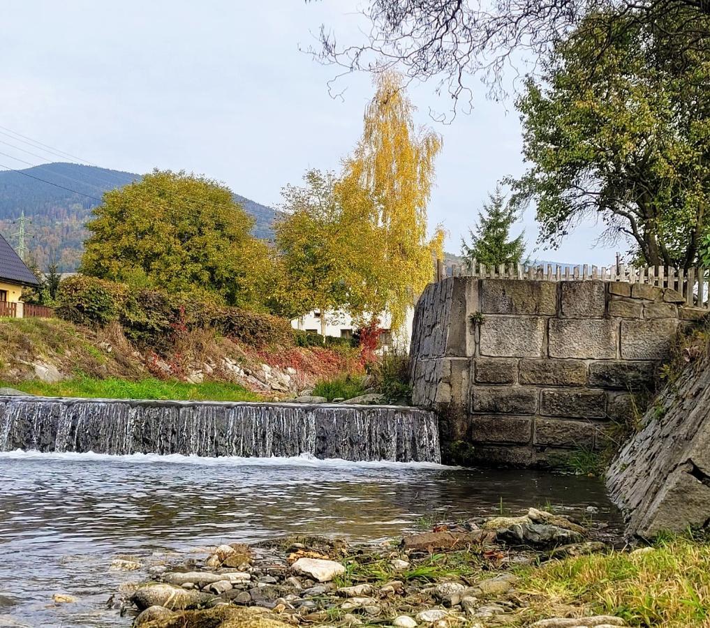 Vila Chaloupka u Splavu Loučná nad Desnou Exteriér fotografie